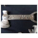 VINTAGE OIL CAN / MINI BOTTLE OPENERS VINTAGE OIL CAN / MINI BOTTLE OPENERS