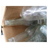 LARGE BOX OF VINTAGE / ANTIQUE BOTTLES LARGE BOX OF VINTAGE / ANTIQUE BOTTLES
