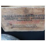 VINTAGE CLINTON DECOY / WINCHESTER AMMO BOX VINTAGE CLINTON DECOY / WINCHESTER AMMO BOX