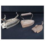 IRONS OF YESTERYEAR IRONS OF YESTERYEAR