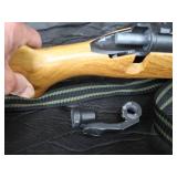 2 AIR SOFT GUNS WITH CASES 2 AIR SOFT GUNS WITH CASES