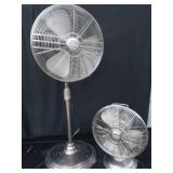 2 MATCHING  HUNTER FANS 2 MATCHING  HUNTER FANS