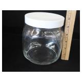 CASE OF NEW 1/2 GALLON GLASS JARS WITH PLASTIC LIDS CASE OF NEW 1/2 GALLON GLASS JARS WITH PLASTIC LIDS