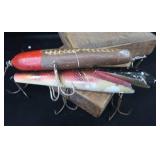 2 VINTAGE MUSKY LURES 2 VINTAGE MUSKY LURES