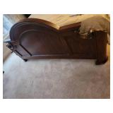 Broyhill King Bedframe Broyhill King Bedframe