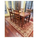 Kitchen Table w/ Chairs Kitchen Table w/ Chairs