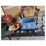 Wine/Kitchen Lot Wine/Kitchen Lot