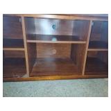 Wood TV Stand *Note Coon Rapids Pick Up Location* Wood TV Stand *Note Coon Rapids Pick Up Location*