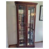 Oak Glass Mirrored Hutch *Note Coon Rapids Pick Up Location* Oak Glass Mirrored Hutch *Note Coon Rapids Pick Up Location*