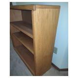 Solid Wood Bookshelf *Note Coon Rapids Pick Up Location* Solid Wood Bookshelf *Note Coon Rapids Pick Up Location*