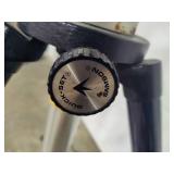 Samson Quick-Set Tripod on Wheels Samson Quick-Set Tripod on Wheels