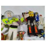 Lot of Assorted Action Figures Lot of Assorted Action Figures