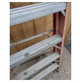 Werner Fiberglass Step Ladder Werner Fiberglass Step Ladder