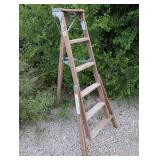 Wooden Step Ladder Wooden Step Ladder