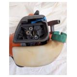 Husqvarna 128C Gas String Trimmer (Parts/Repair) Husqvarna 128C Gas String Trimmer (Parts/Repair)