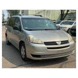 2004 TOYOTA SIENNA CE *2 Owner | 8 Passenger Van* (NO RESERVE)