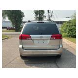 2004 TOYOTA SIENNA CE *2 Owner | 8 Passenger Van* (NO RESERVE)