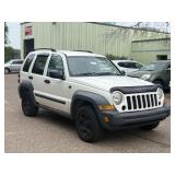 2006 JEEP LIBERTY SPORT *4x4 | No Accidents* (NO RESERVE)