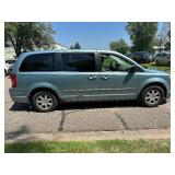 2010 CHRYSLER TOWN AND COUNTRY LX *149k Miles | No Accidents*