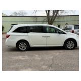 2012 HONDA ODYSSEY EX *2 Owner | Prior Certified Pre-Owned* (NO RESERVE)