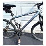 Specialized Rockhopper 26in Mountain Bike with Schwinn Saddle Bag