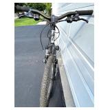 Specialized Rockhopper 26in Mountain Bike with Schwinn Saddle Bag