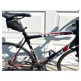 Trek Madone 3.1 Carbon Road Bike with CatEye Computer and Aero Bars