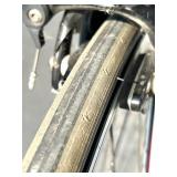 Trek Madone 3.1 Carbon Road Bike with CatEye Computer and Aero Bars