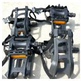 Set of 4 Bicycle Pedals with Toe Clips and Straps
