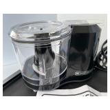 Electric Kitchen Appliance Lot: Black+Decker Chopper, Crock-Pot Cooker, Presto Griddle