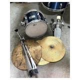 Rogers R360 5-Piece Drum Set with Cymbals, Hardware, and Throne