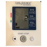 Life Source Deluxe Blood Pressure Monitor (UA-651W-AC) in Working Condition Life Source Deluxe Blood Pressure Monitor (UA-651W-AC) in Working Condition