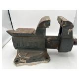 Vintage WILTON 4" Bullet Vise Vintage WILTON 4" Bullet Vise