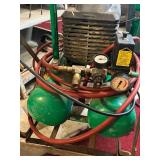 Vintage Carlson Systems Air Compressor in Working Condition Vintage Carlson Systems Air Compressor in Working Condition