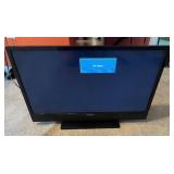 INSIGNIA 32-inch LCD TV (Model NS-32D120A13) with Remote in Working Condition INSIGNIA 32-inch LCD TV (Model NS-32D120A13) with Remote in Working Condition