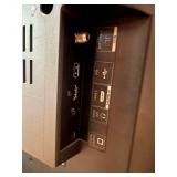 INSIGNIA 32-inch LCD TV (Model NS-32D120A13) with Remote in Working Condition INSIGNIA 32-inch LCD TV (Model NS-32D120A13) with Remote in Working Condition