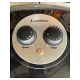 Lasko Utility Pro-Ceramic Heater in Good Working Condition Lasko Utility Pro-Ceramic Heater in Good Working Condition