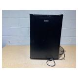 Galanz 2.5 Cu ft One Door Fridge Galanz 2.5 Cu ft One Door Fridge