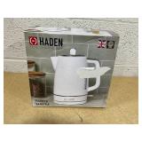 HADEN Starbeck Cordless Electric Kettle with Auto Shut-Off, 1.7 Liter HADEN Starbeck Cordless Electric Kettle with Auto Shut-Off, 1.7 Liter