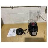 BLACK + DECKER 8-Speed 700-Watt Ice Crush Blender BLACK + DECKER 8-Speed 700-Watt Ice Crush Blender