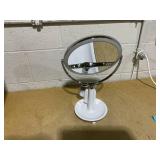 Sharper Image SpaStudio Vanity 8-Inch Mirror with Qi Wireless Charging Sharper Image SpaStudio Vanity 8-Inch Mirror with Qi Wireless Charging