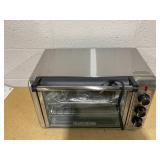 Black & Decker Crisp N Bake Convection Air Fry Countertop Oven, Silver Black & Decker Crisp N Bake Convection Air Fry Countertop Oven, Silver
