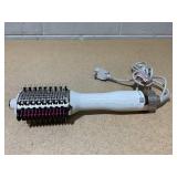 Shark SmoothStyle Heated Comb and Blow Dryer Brush - 900 Watts Shark SmoothStyle Heated Comb and Blow Dryer Brush - 900 Watts