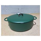 The Dutchess - 6.75-quart enameled cast-iron Dutchess The Dutchess - 6.75-quart enameled cast-iron Dutchess