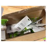 URIAH Lot of 19 - Battery Clean-up wire action tool. URIAH Lot of 19 - Battery Clean-up wire action tool.