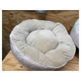 Lot of 2 Cat beds Lot of 2 Cat beds