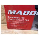 MADDOX Pneumatic Fan Clutch Wrench Set (08072573) MADDOX Pneumatic Fan Clutch Wrench Set (08072573)