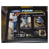 WERNER 2-Step Podium Folding Step Stool 051751125306