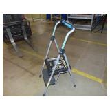 WERNER 2-Step Podium Folding Step Stool 051751125306