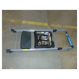 WERNER 2-Step Podium Folding Step Stool 051751125306